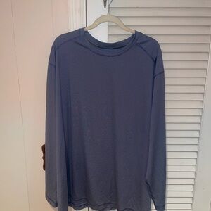 Roundtree & Yorke Men's Long Sleeve Performance Long Sleeve Shirt in Blue